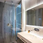 Mango Luxury 4* Saranda