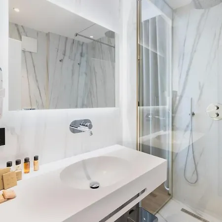 Mango Luxury Sarandë