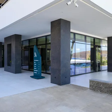Mango Luxury Rezort Sarandë