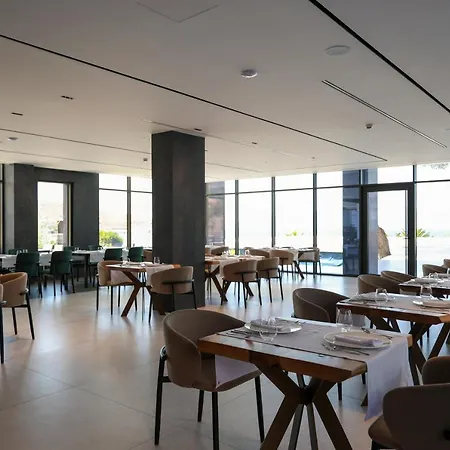 Mango Luxury 4* Sarandë