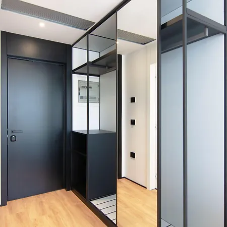 Mango Luxury 4* Sarandë