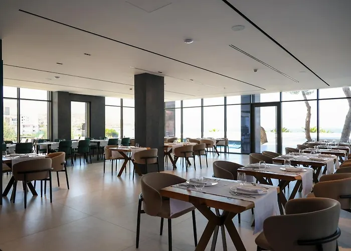 Mango Luxury 4* Sarandë