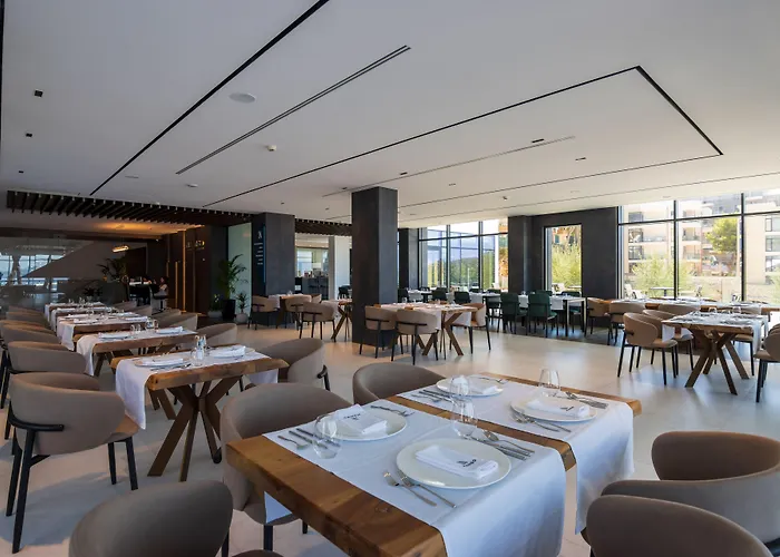 Mango Luxury Sarandë