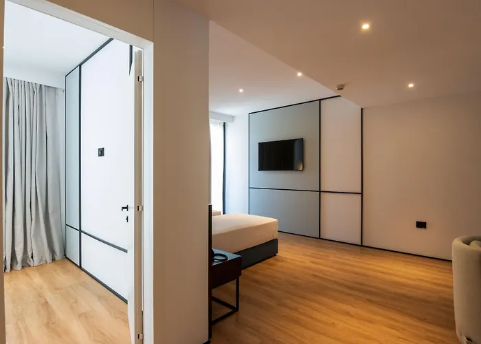 Mango Luxury 4* Sarandë